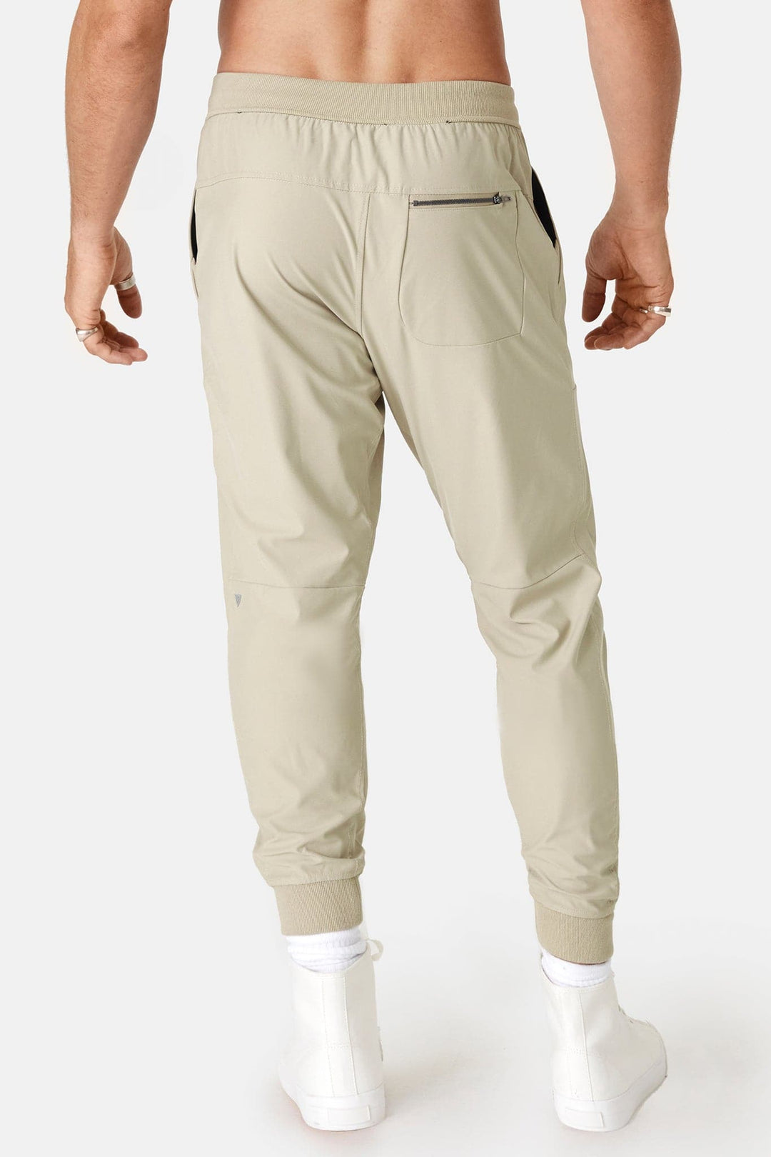 Commute Men's Joggers – VERZUS ALL Apparel